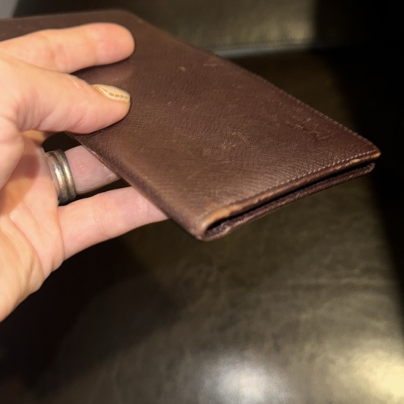 Louis Vuitton Long Brown Taiga Bi-Fold Wallet EUC - Picture 7 of 10